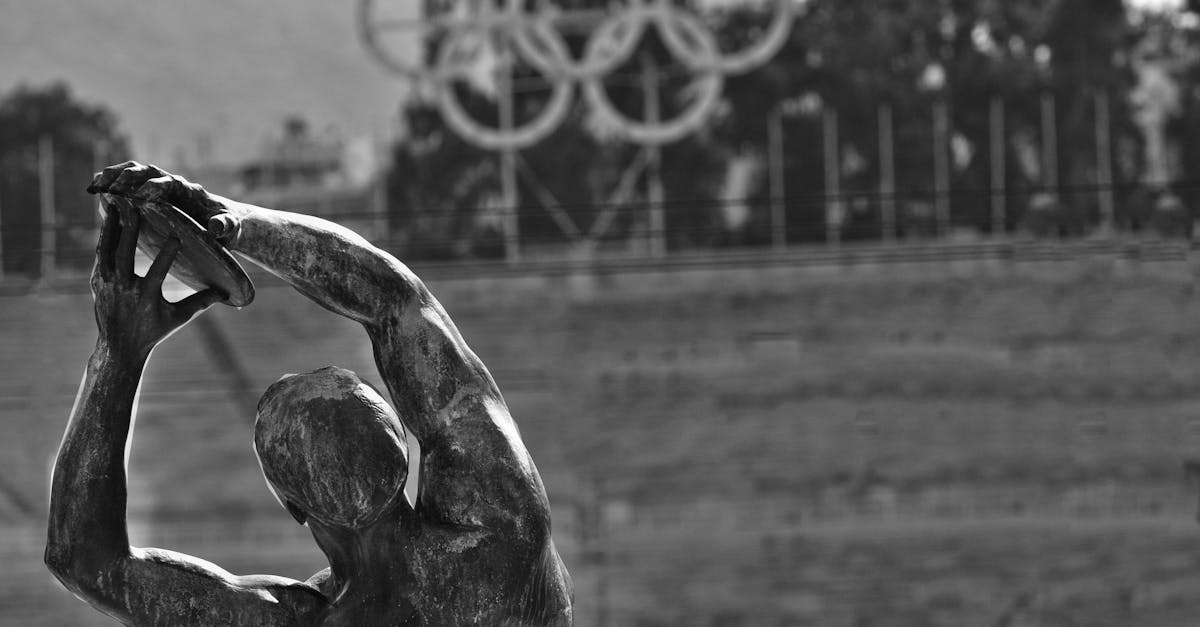 explorez le monde captivant des jeux olympiques, un événement emblématique qui célèbre l'excellence athlétique, l'unité et le partage interculturel. découvrez l'histoire, les disciplines et les athlètes qui font vibrer le globe lors de cette rencontre sportive extraordinaire.
