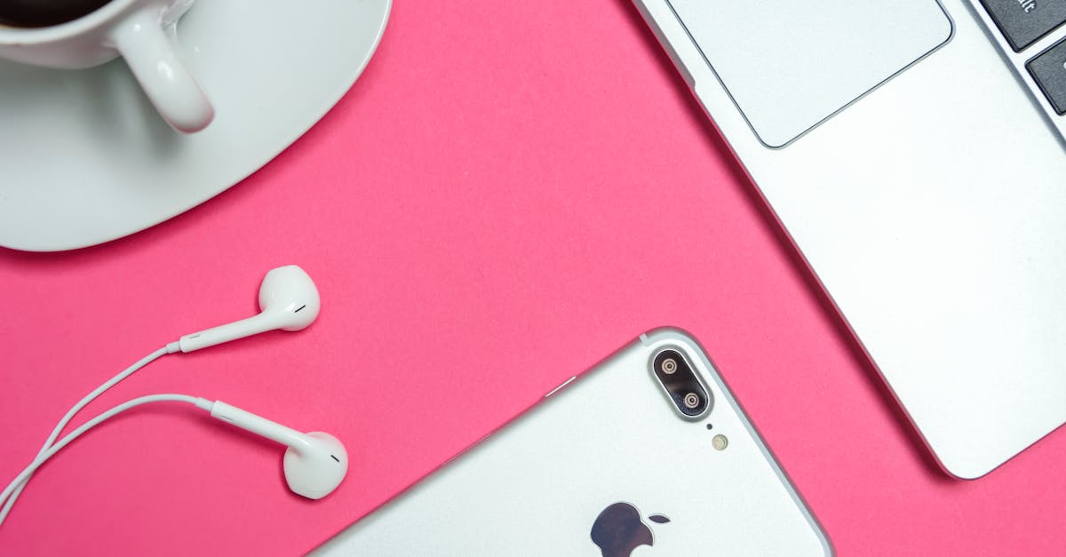 découvrez l'iphone, le smartphone innovant d'apple qui allie design élégant, performance exceptionnelle et fonctionnalités avancées. profitez d'une expérience utilisateur fluide, d'un appareil photo de haute qualité et d'une intégration parfaite avec l'écosystème apple.